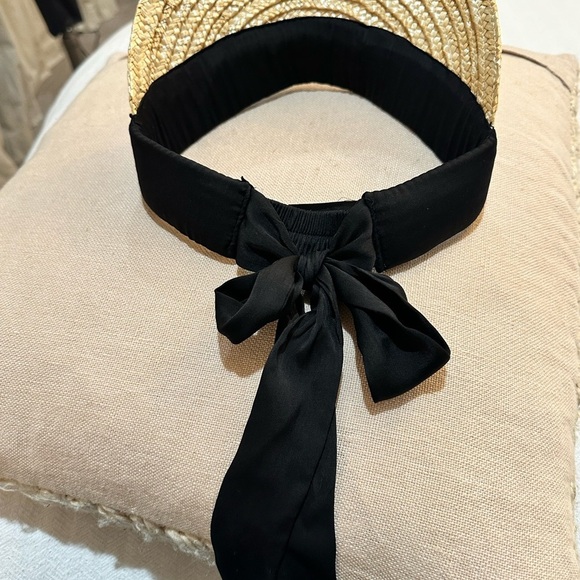 Bundle Womens Baleaf Black Shorts and H&M Straw Sun Visor OS - Picture 8 of 13